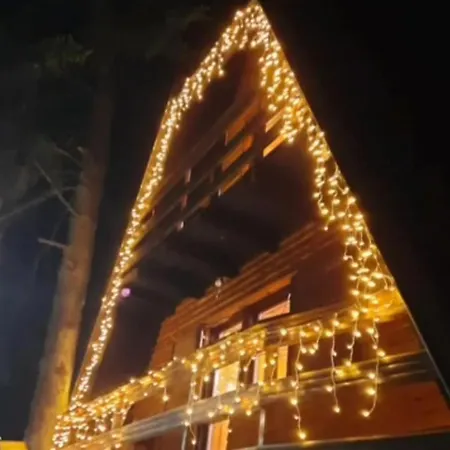 Vikendica Rajvosa Vlasic בית נופש Sisava