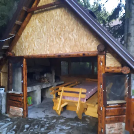 Vikendica Rajvosa Vlasic Sisava